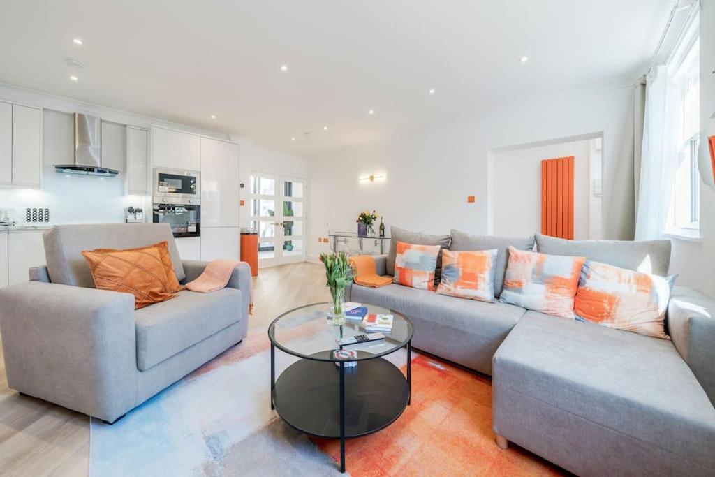House 10 Mins To Tower Bridge Hot Tub & Parking Villa London Exteriör bild