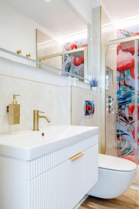 House 10 Mins To Tower Bridge Hot Tub & Parking Villa London Exteriör bild