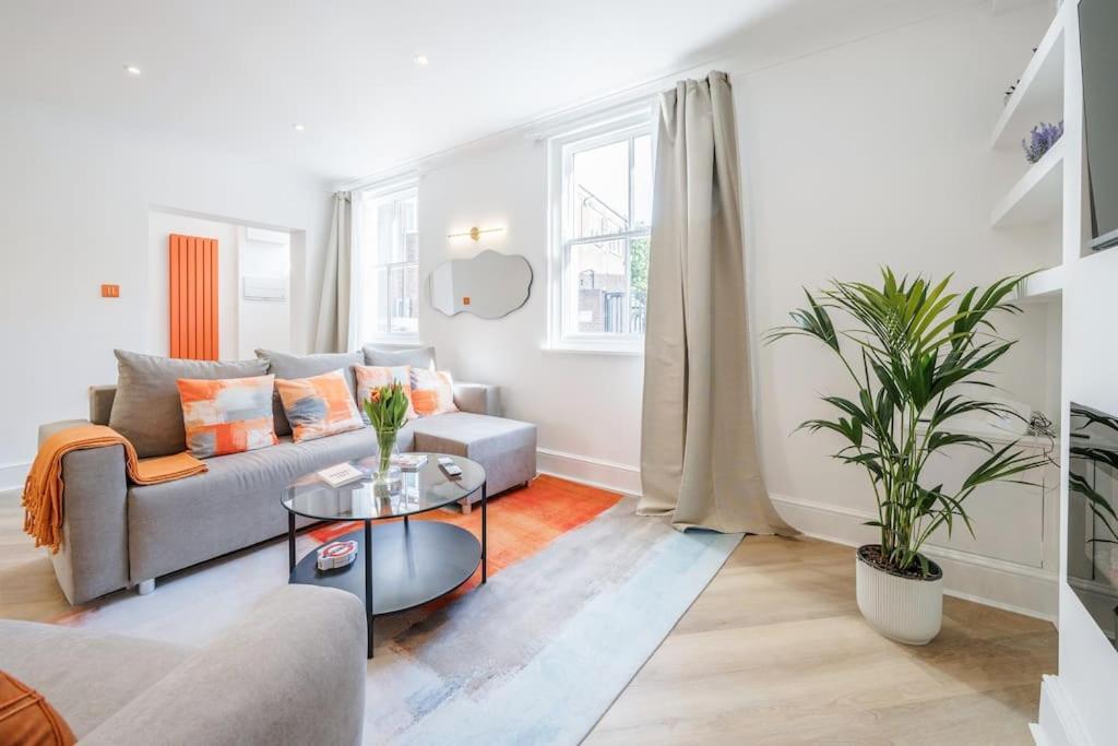 House 10 Mins To Tower Bridge Hot Tub & Parking Villa London Exteriör bild
