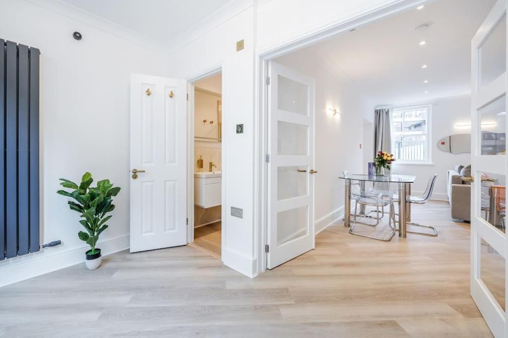 House 10 Mins To Tower Bridge Hot Tub & Parking Villa London Exteriör bild