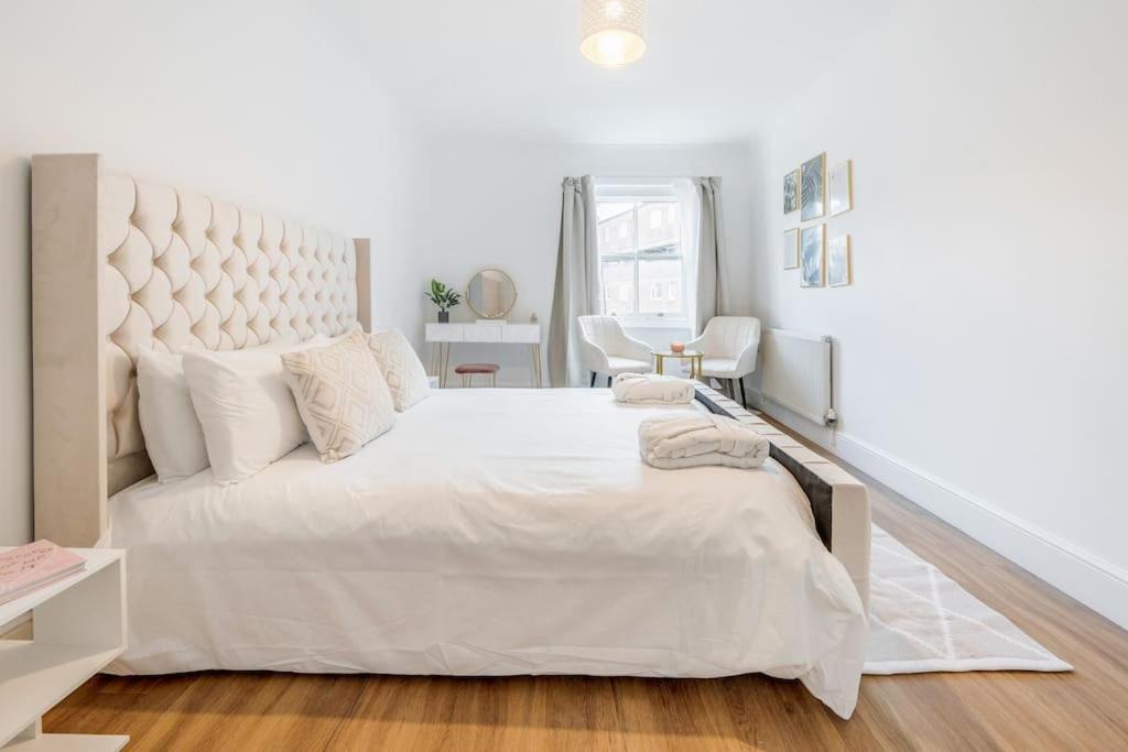 House 10 Mins To Tower Bridge Hot Tub & Parking Villa London Exteriör bild