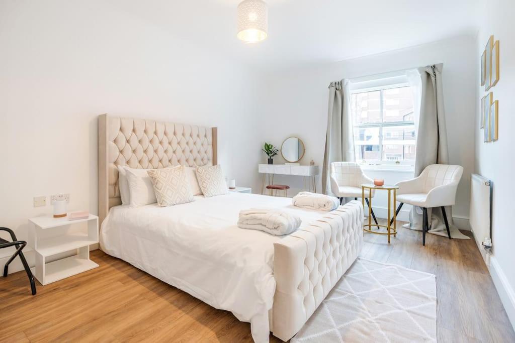 House 10 Mins To Tower Bridge Hot Tub & Parking Villa London Exteriör bild
